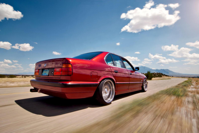 Illustration for article titled Have a Bavarian ton of E32s, E34s and E36s